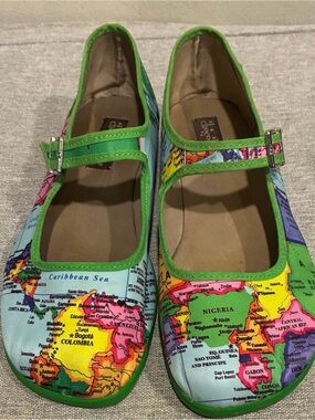 Hot Chocolate Design Chocolaticas "Bon Voyage" Map Mary Jane Flats - Size 37